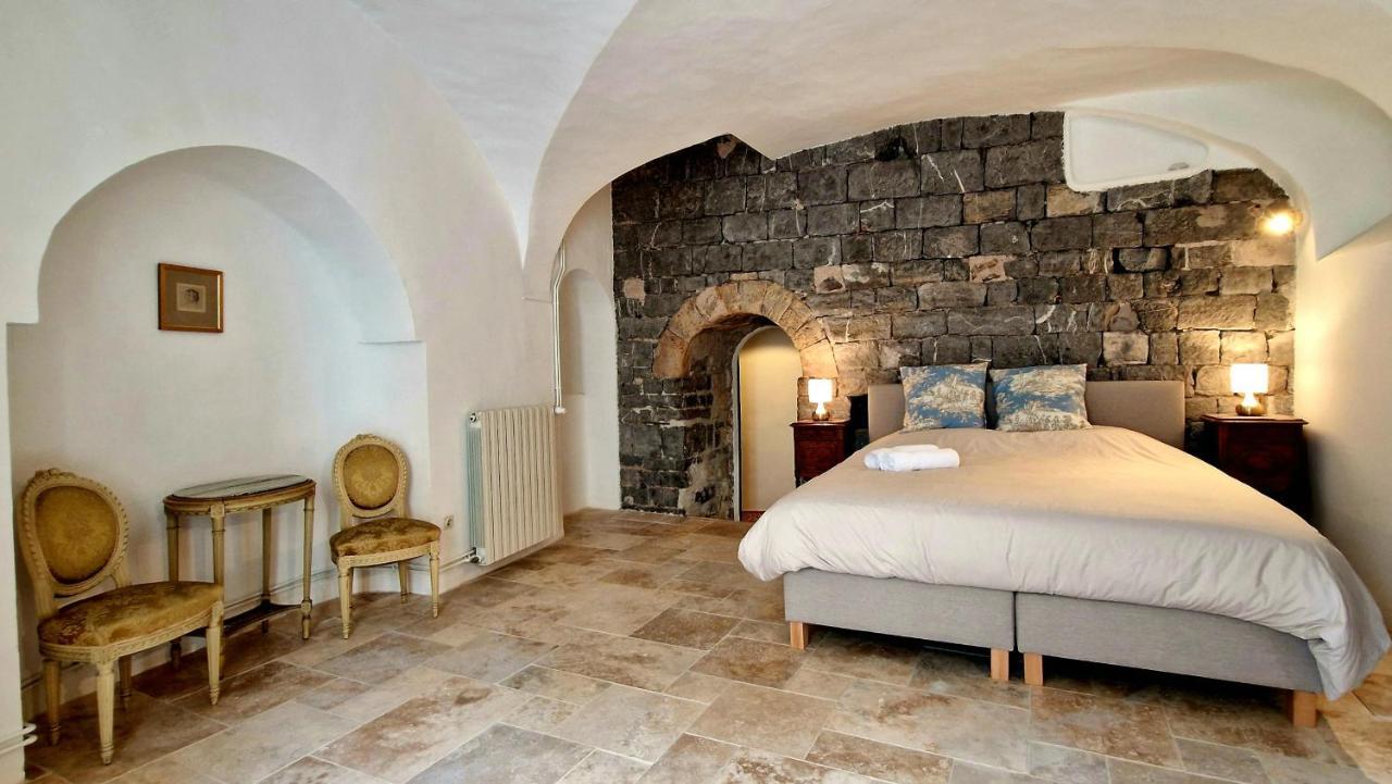 Bed and Breakfast La Tour De Pezene Anduze Esterno foto