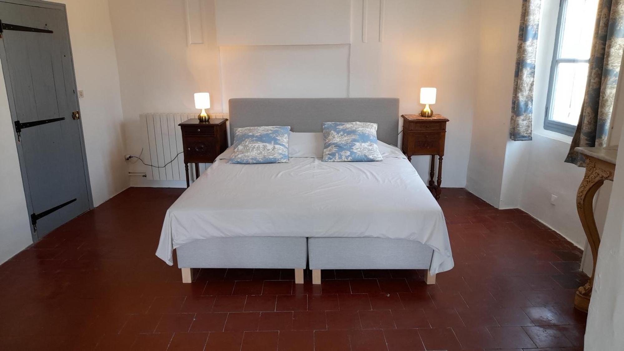 Bed and Breakfast La Tour De Pezene Anduze Camera foto