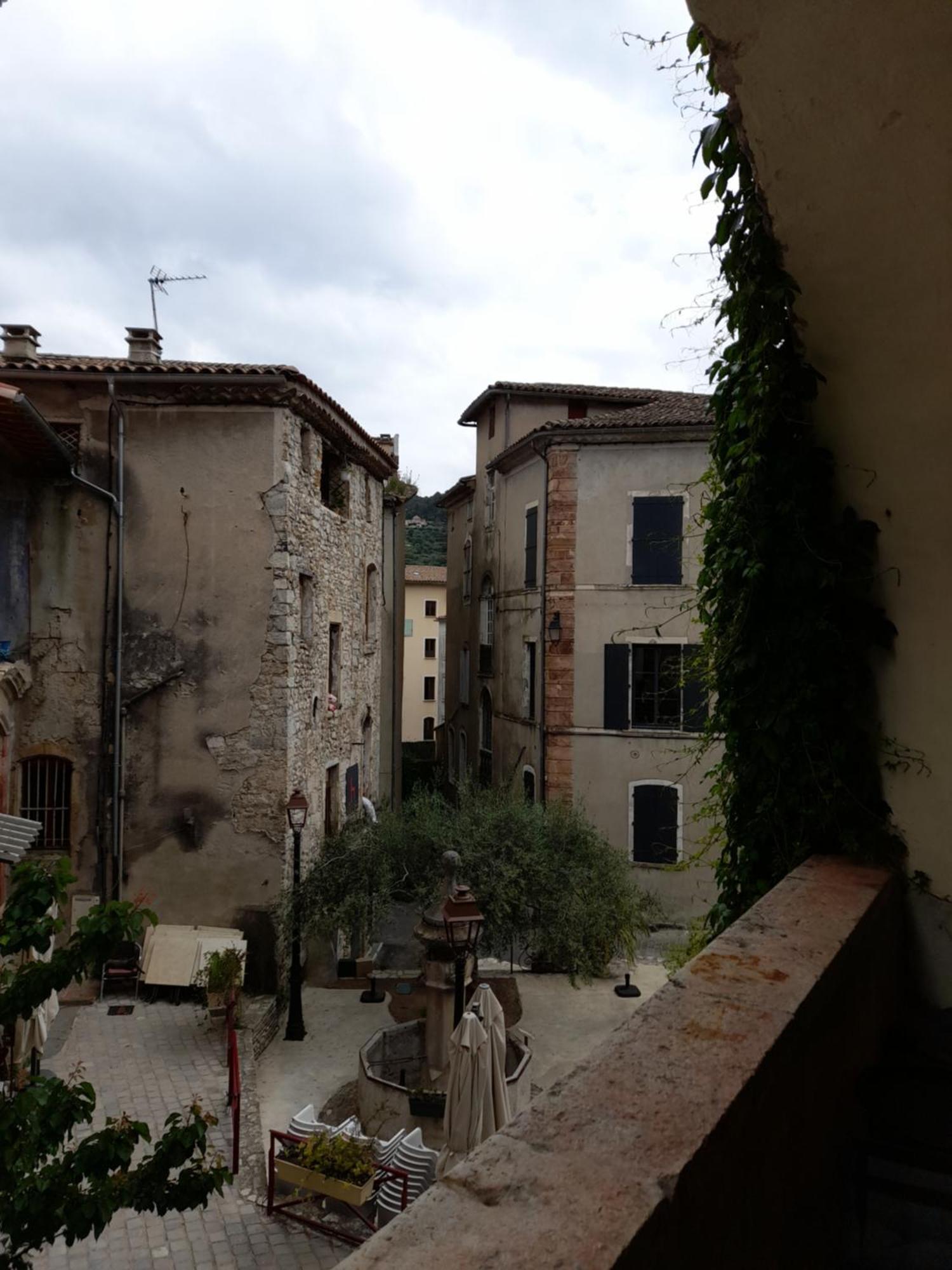 Bed and Breakfast La Tour De Pezene Anduze Esterno foto