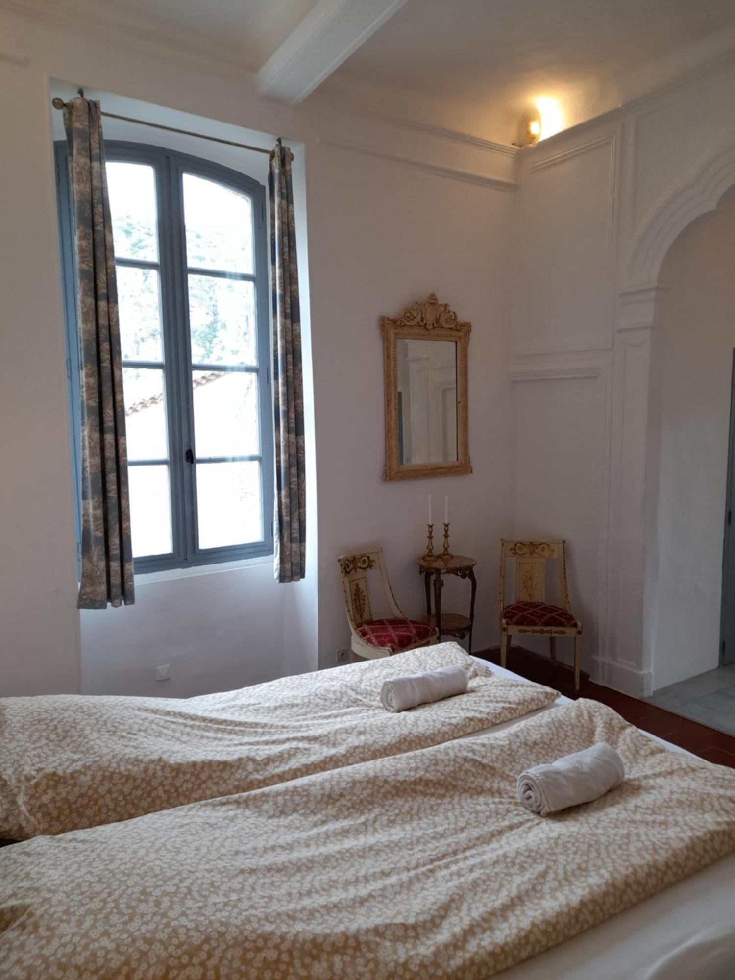 Bed and Breakfast La Tour De Pezene Anduze Camera foto