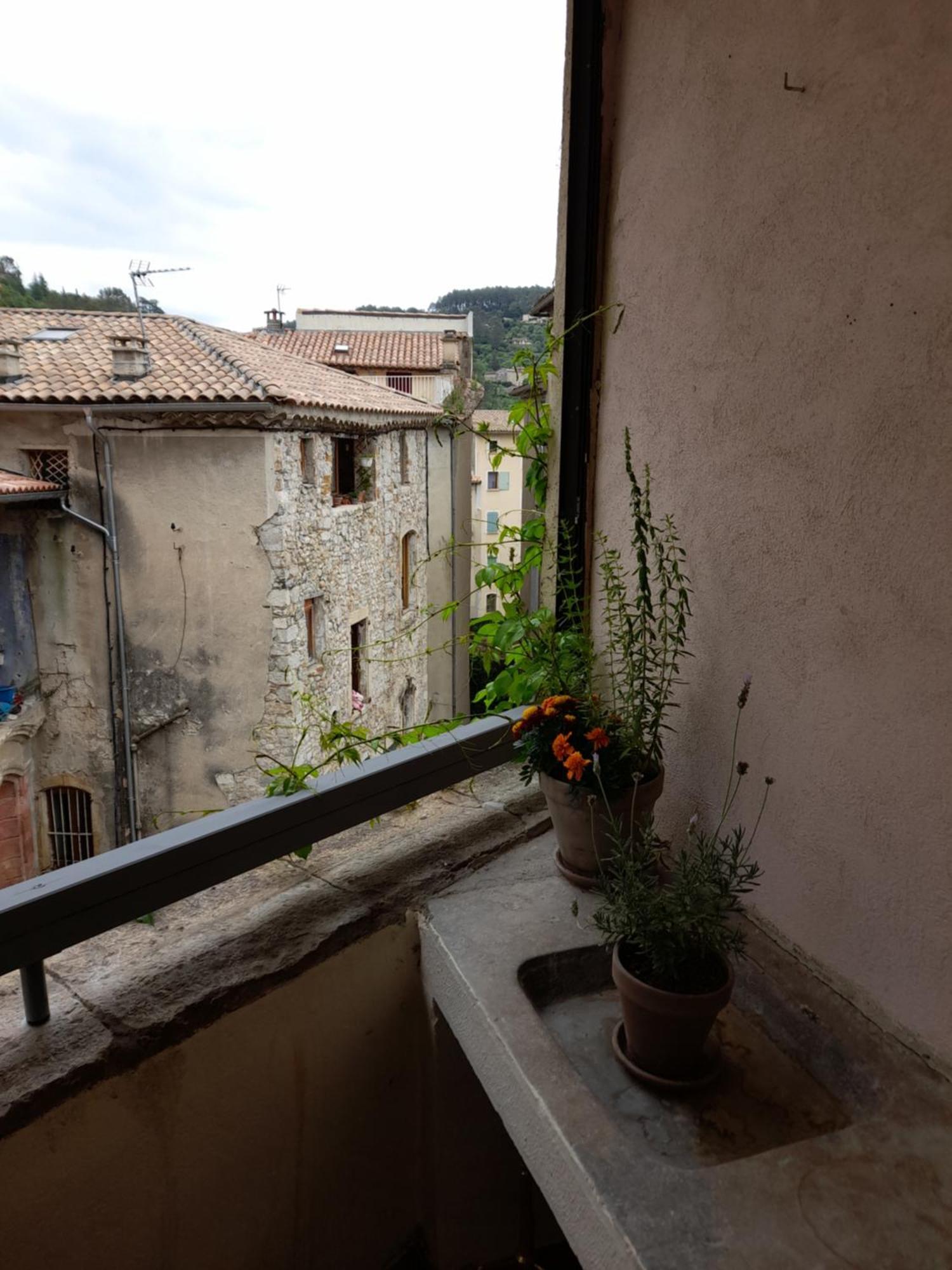 Bed and Breakfast La Tour De Pezene Anduze Camera foto